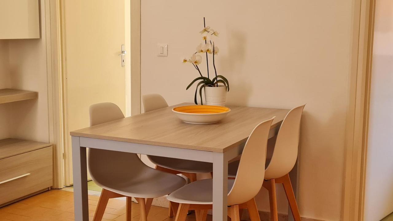 La Casa Di Delia Appartement Marciana Marina  Buitenkant foto